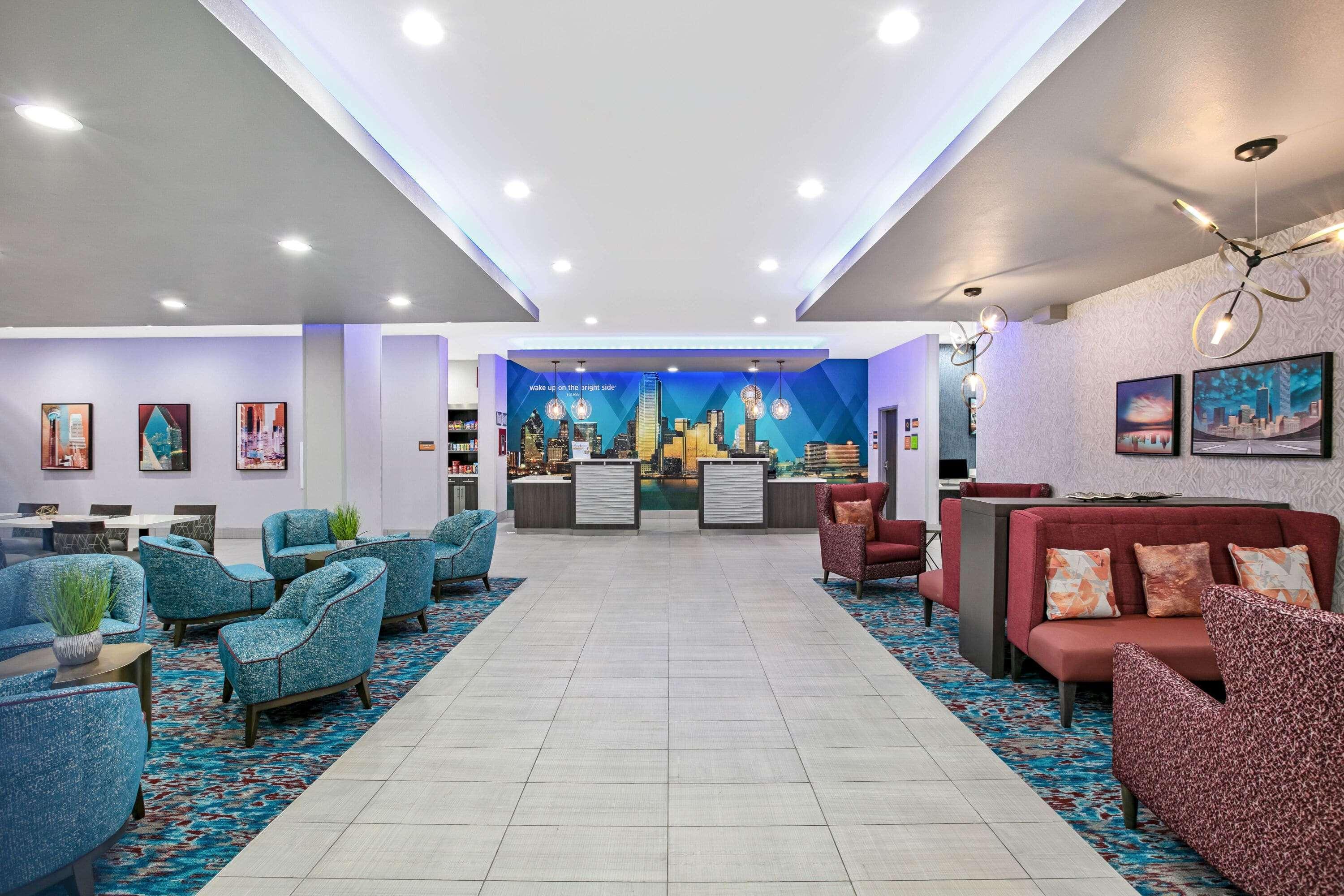 La Quinta Inn & Suites Dfw West-Glade-Parks Euless Exterior foto